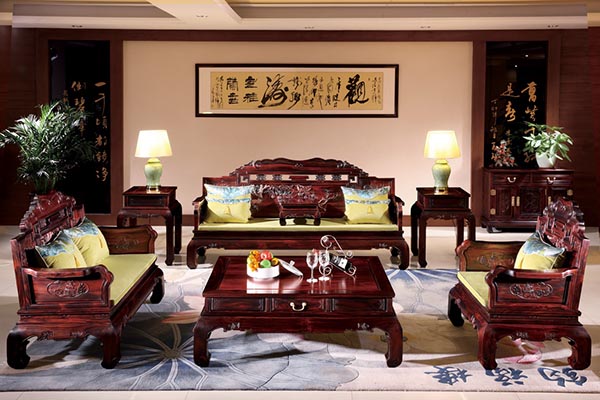 紅木家具投資收藏，辨別材質(zhì)和工藝是關(guān)鍵